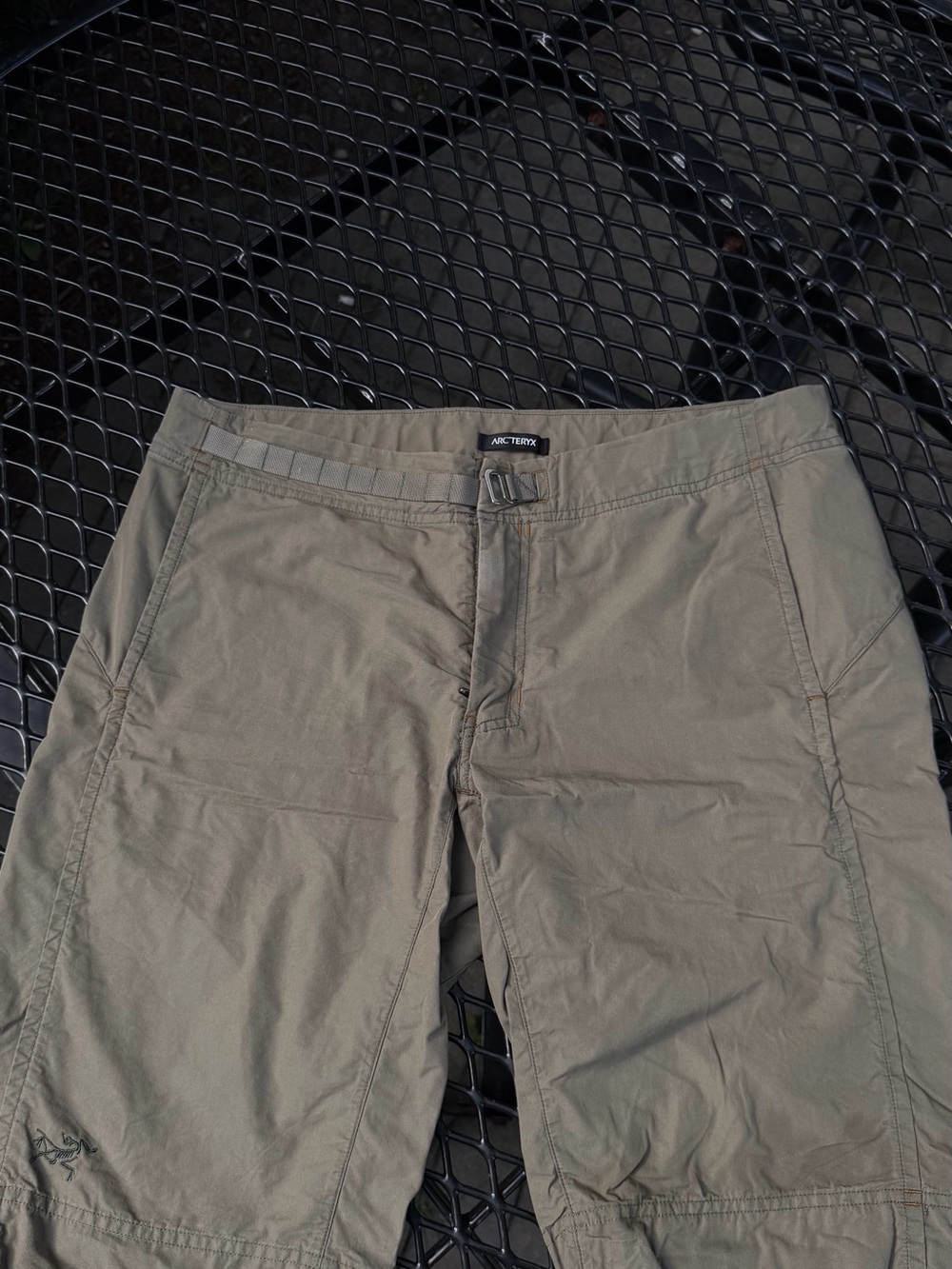 Arc'teryx Men's Olive Cargo Pants — Tactical Outdoor Style